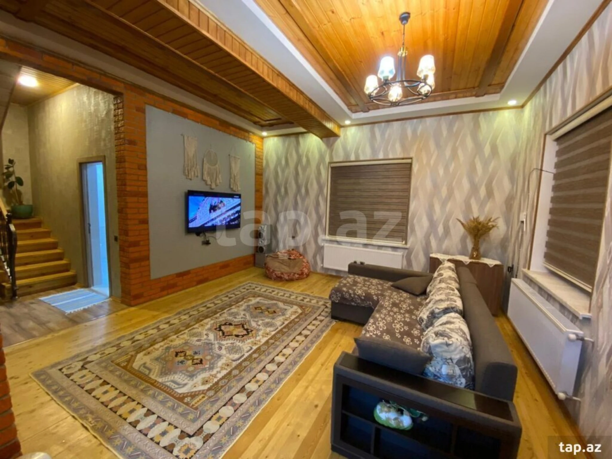 Kirayə verilir 5 otaqlı həyət evi