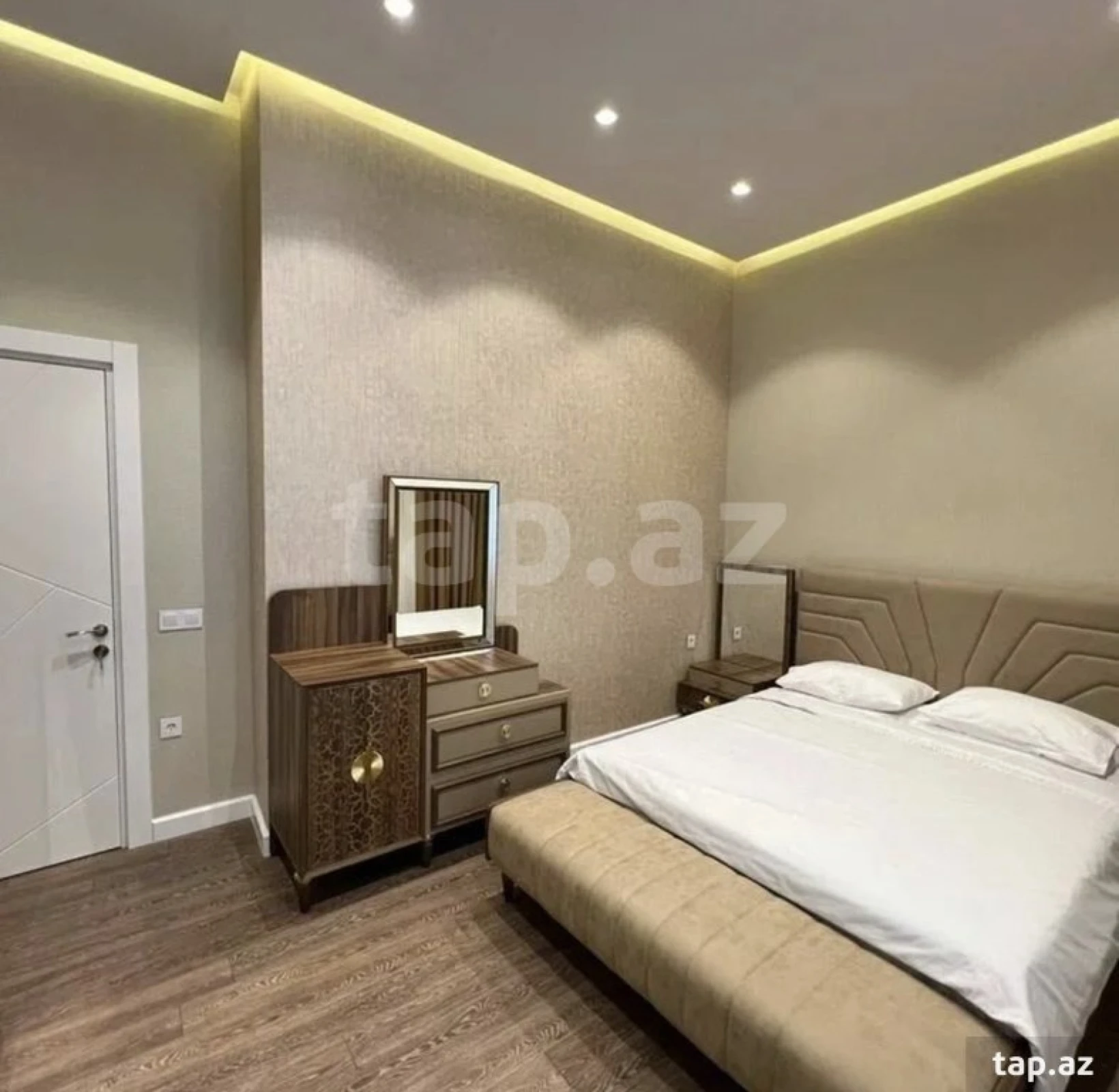 Kirayə verilir 4 otaqlı həyət evi