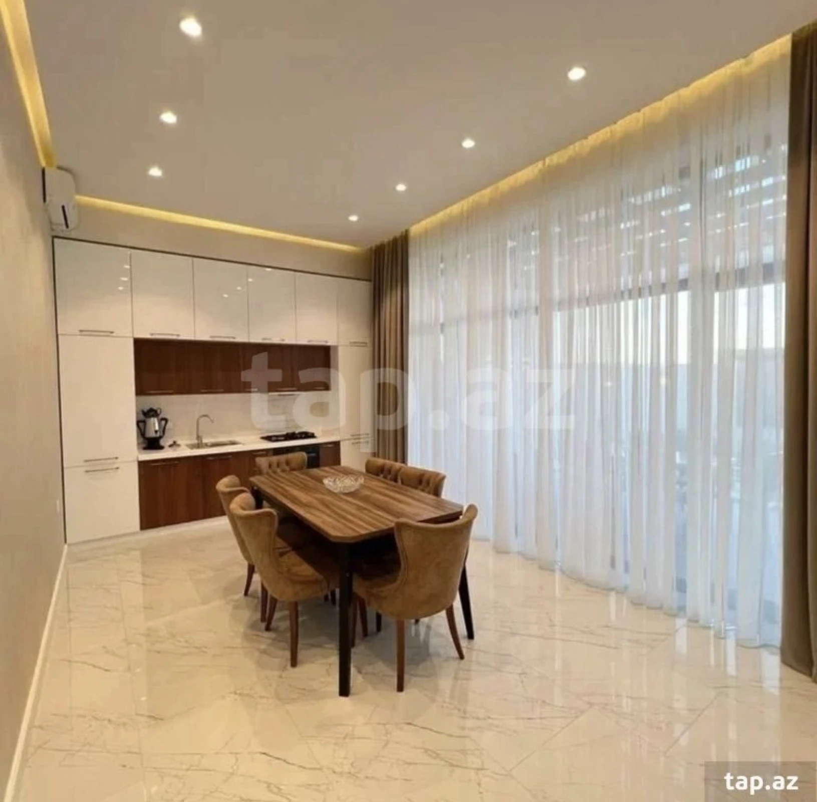 Kirayə verilir 4 otaqlı həyət evi