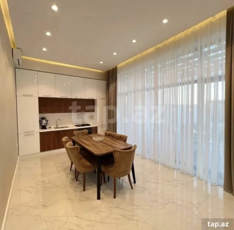 Kirayə verilir 4 otaqlı həyət evi