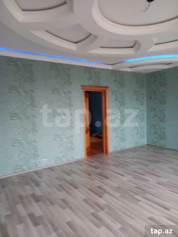 Satılır 5 otaqlı həyət evi