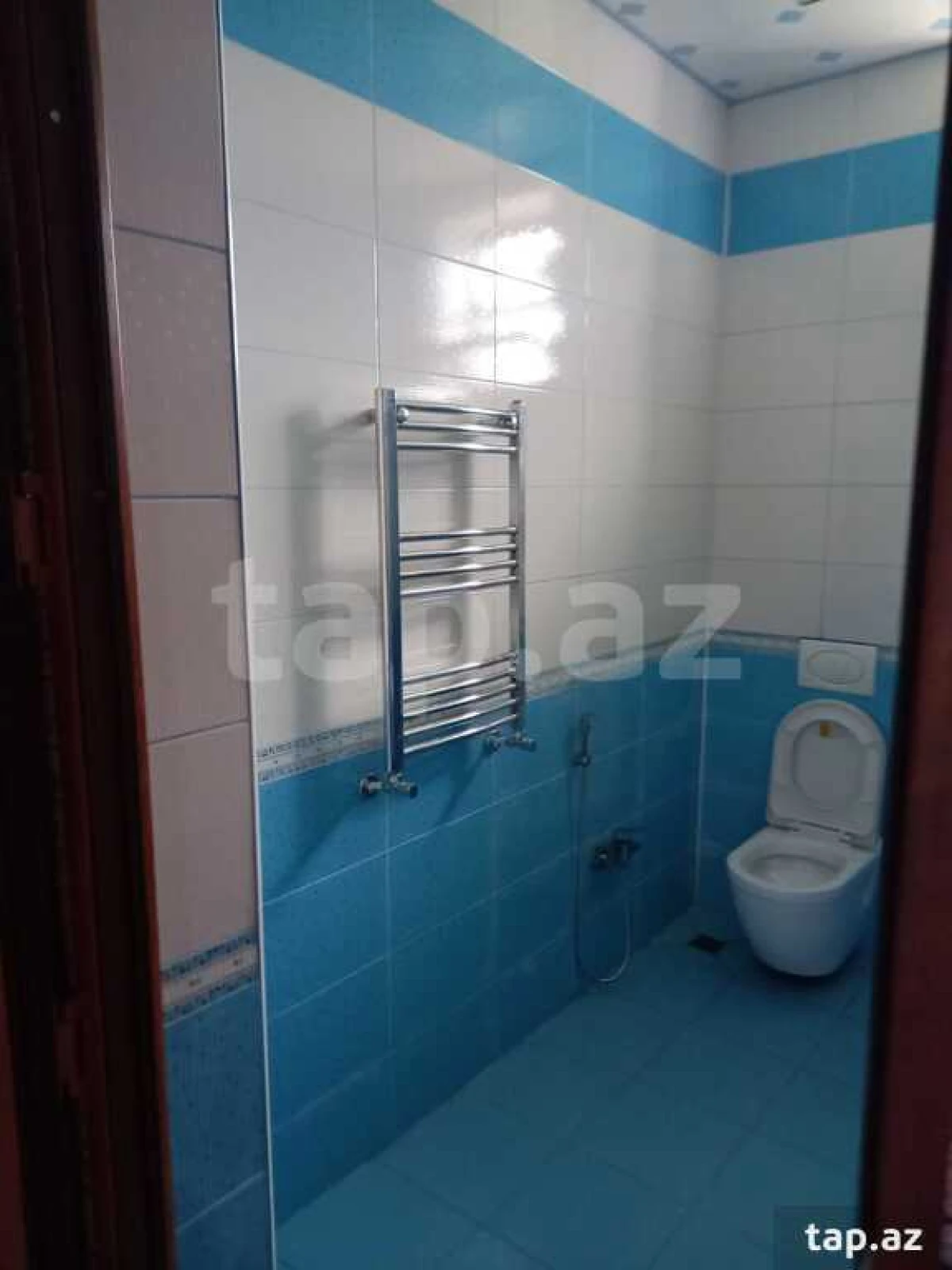 Satılır 5 otaqlı həyət evi