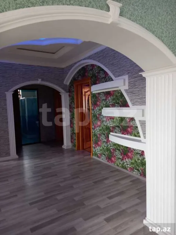 Satılır 5 otaqlı həyət evi