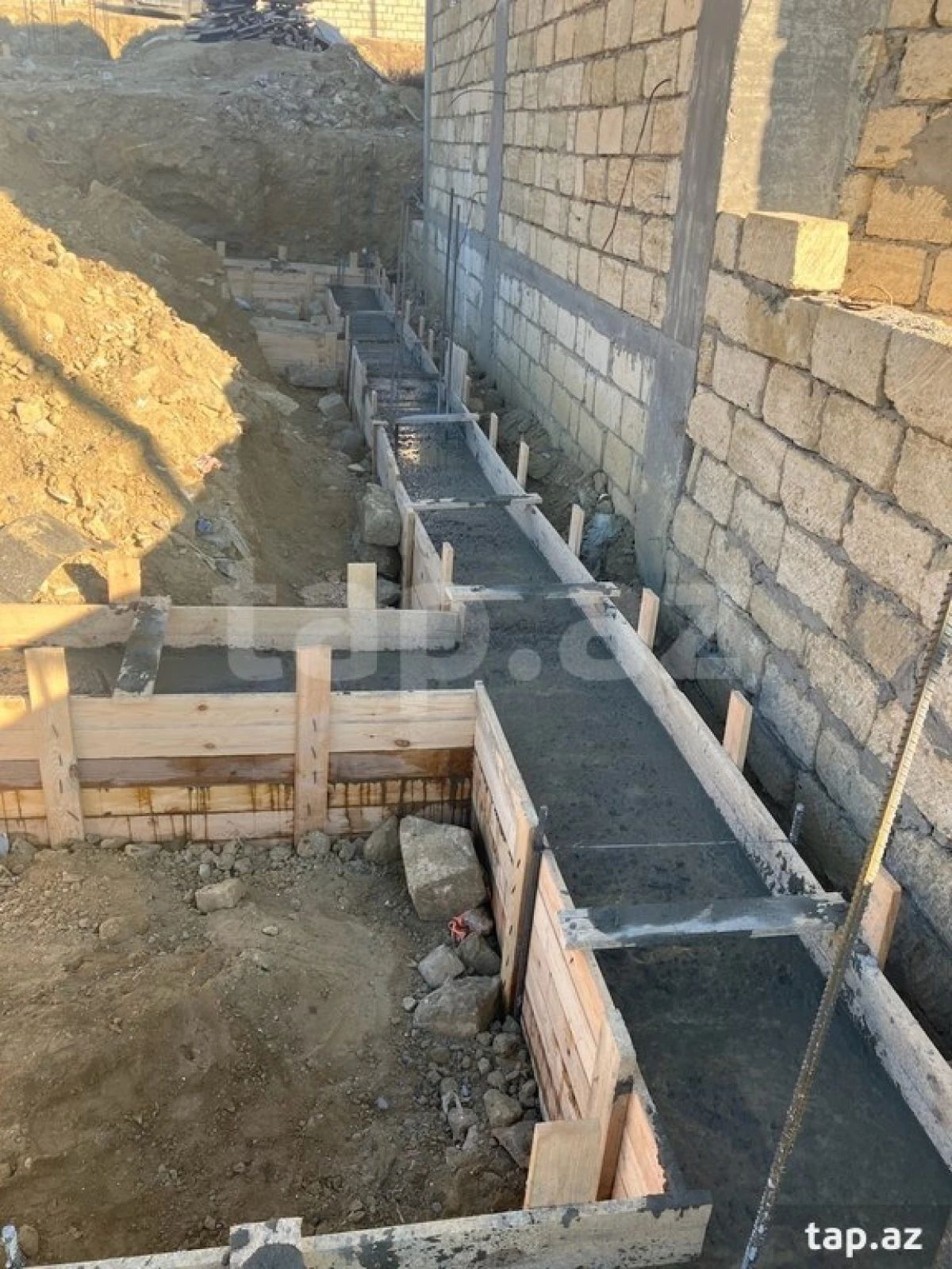 Satılır 4 otaqlı həyət evi