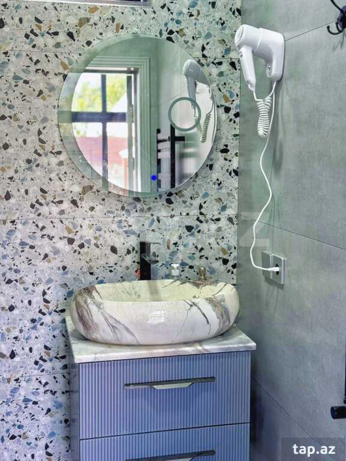 Kirayə verilir 3 otaqlı həyət evi