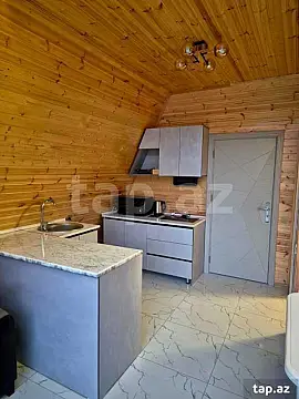 Kirayə verilir 3 otaqlı həyət evi