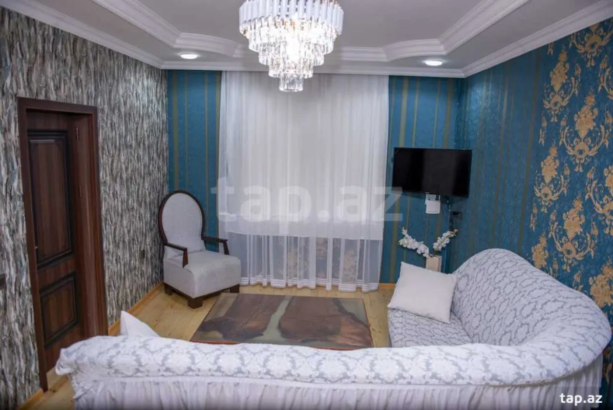 Kirayə verilir 5 otaqlı həyət evi