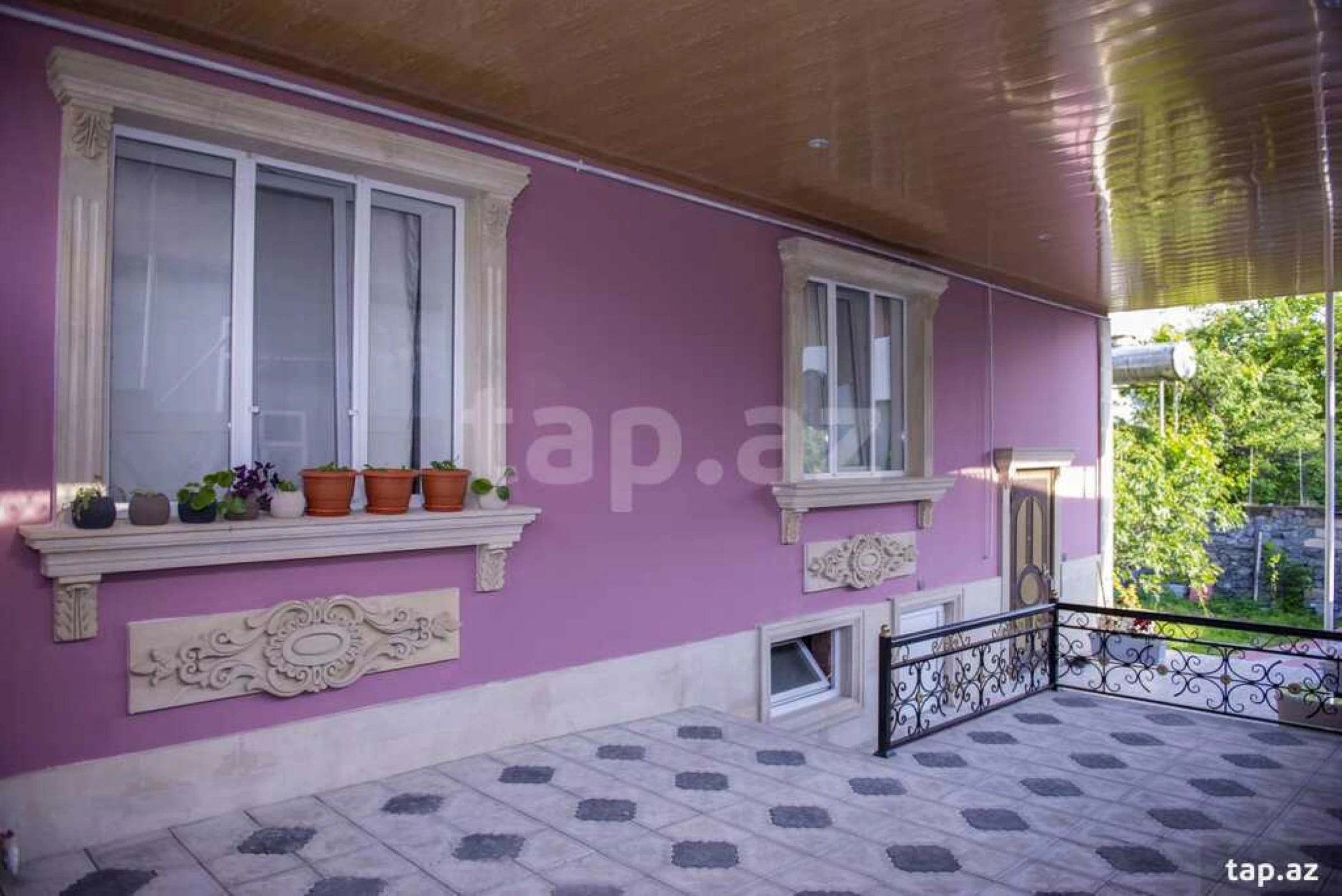 Kirayə verilir 5 otaqlı həyət evi