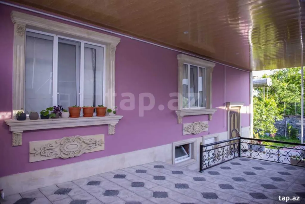 Kirayə verilir 5 otaqlı həyət evi