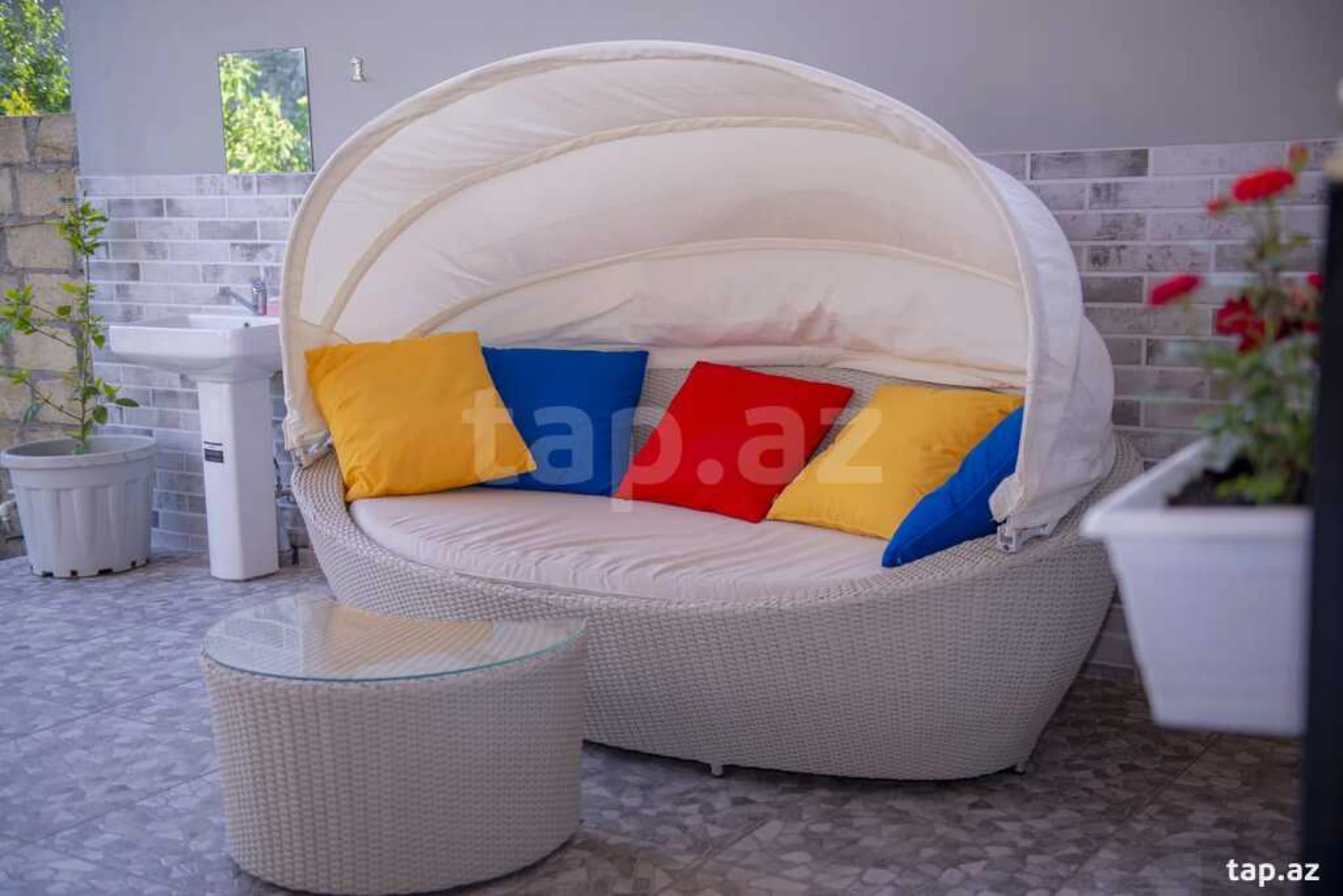 Kirayə verilir 5 otaqlı həyət evi