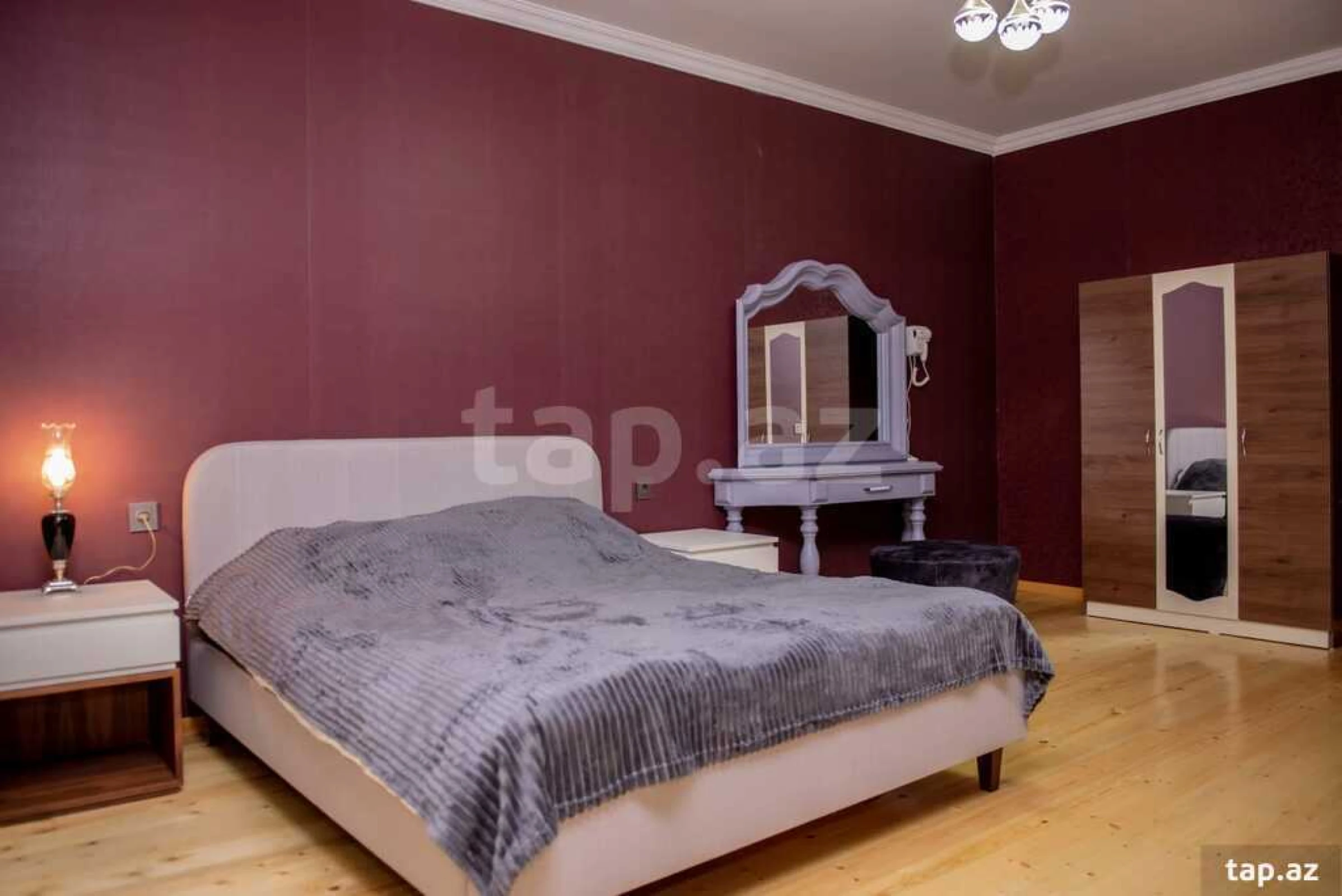 Kirayə verilir 5 otaqlı həyət evi