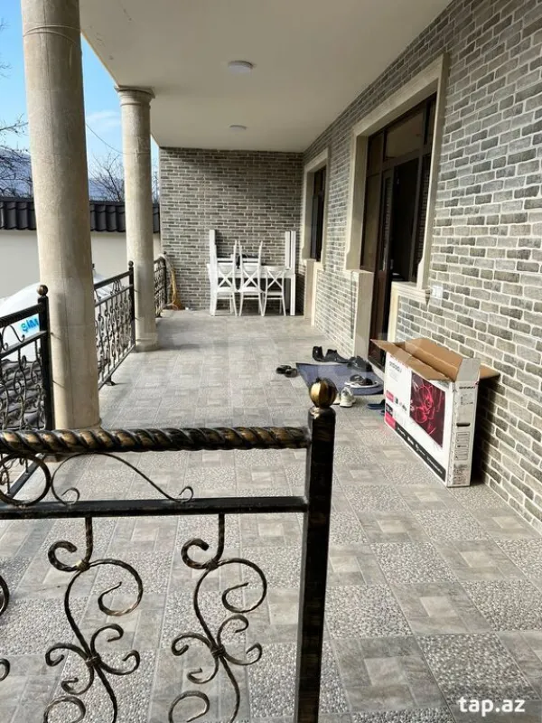 Kirayə verilir 7 otaqlı həyət evi