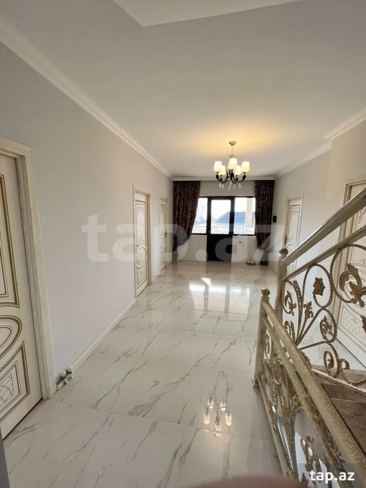 Kirayə verilir 7 otaqlı həyət evi