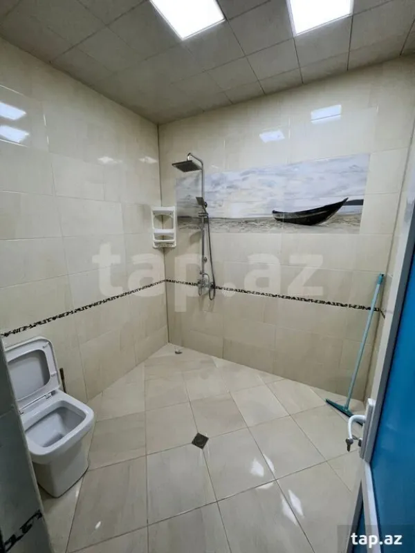 Kirayə verilir 7 otaqlı həyət evi