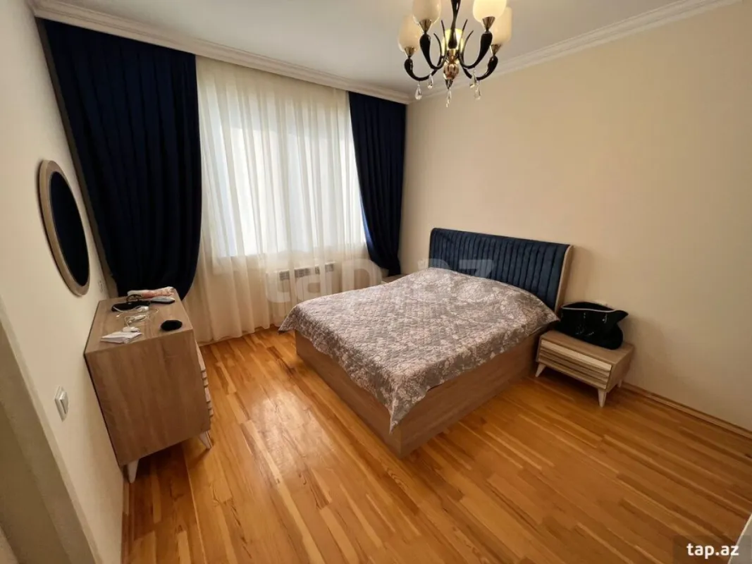 Kirayə verilir 7 otaqlı həyət evi