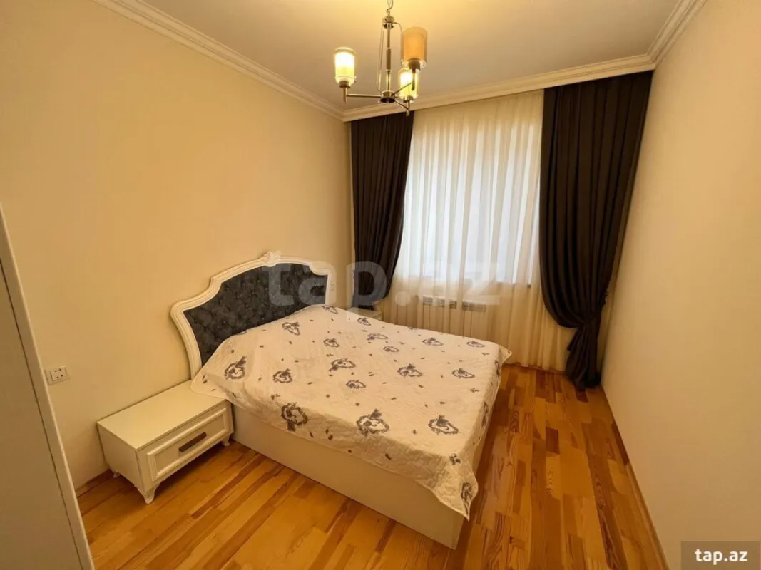 Kirayə verilir 7 otaqlı həyət evi