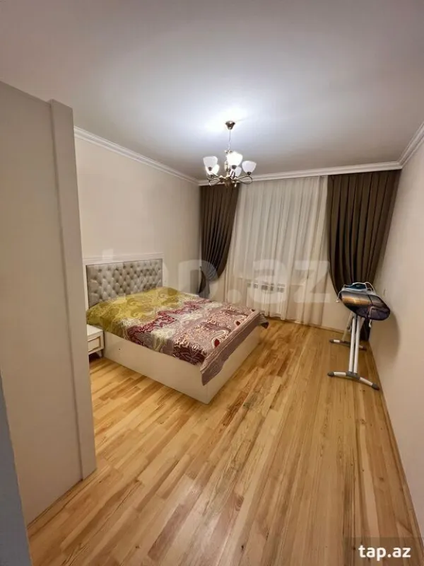 Kirayə verilir 7 otaqlı həyət evi