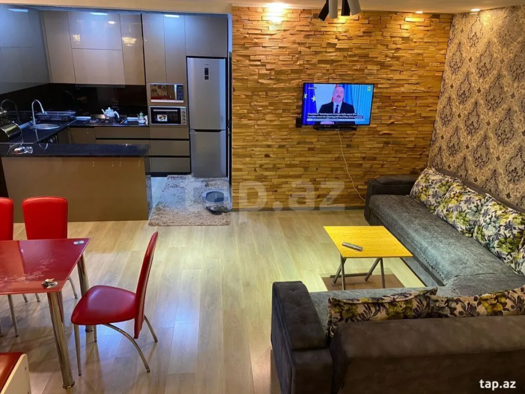 Kirayə verilir 3 otaqlı həyət evi