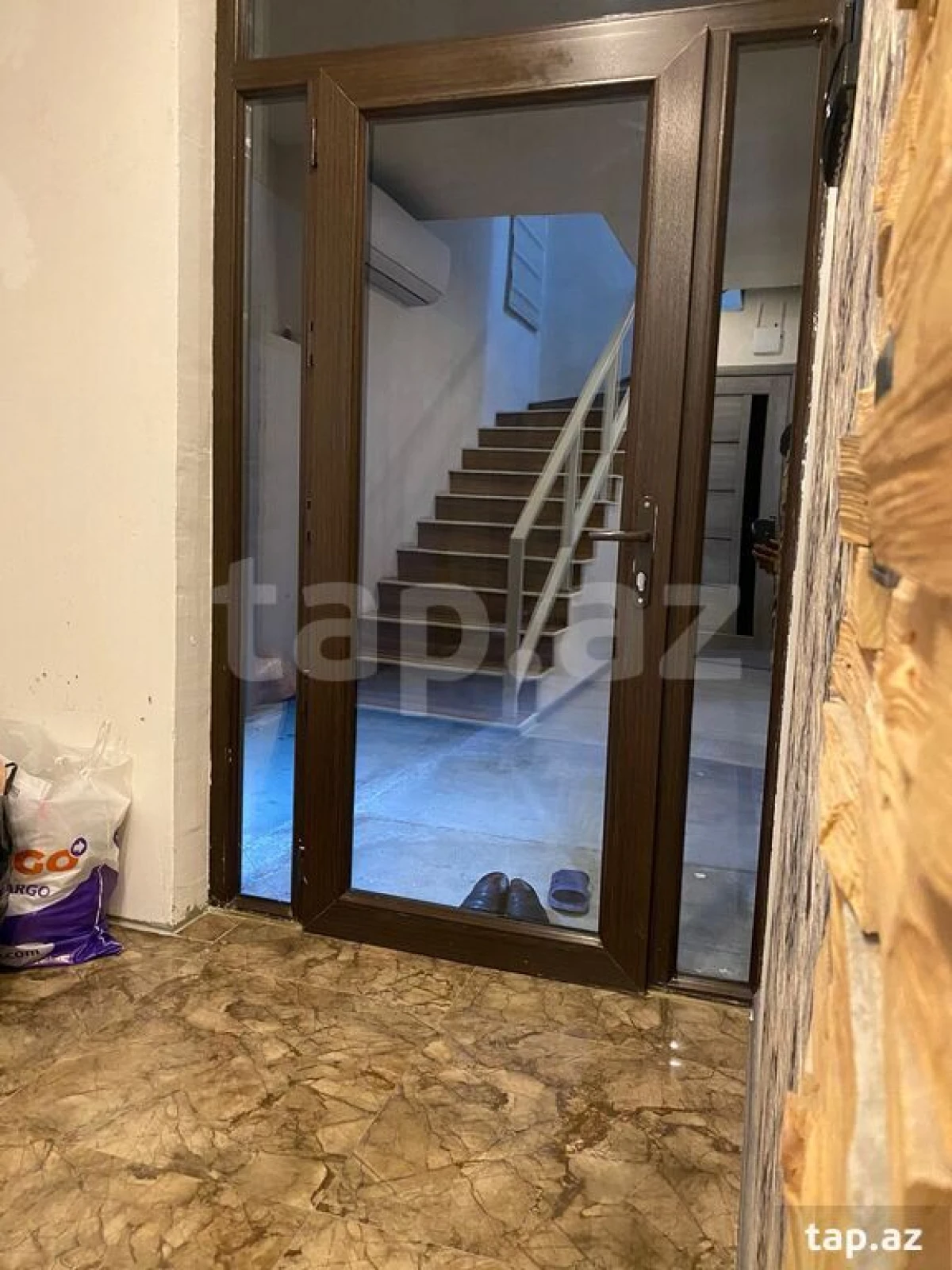 Kirayə verilir 3 otaqlı həyət evi