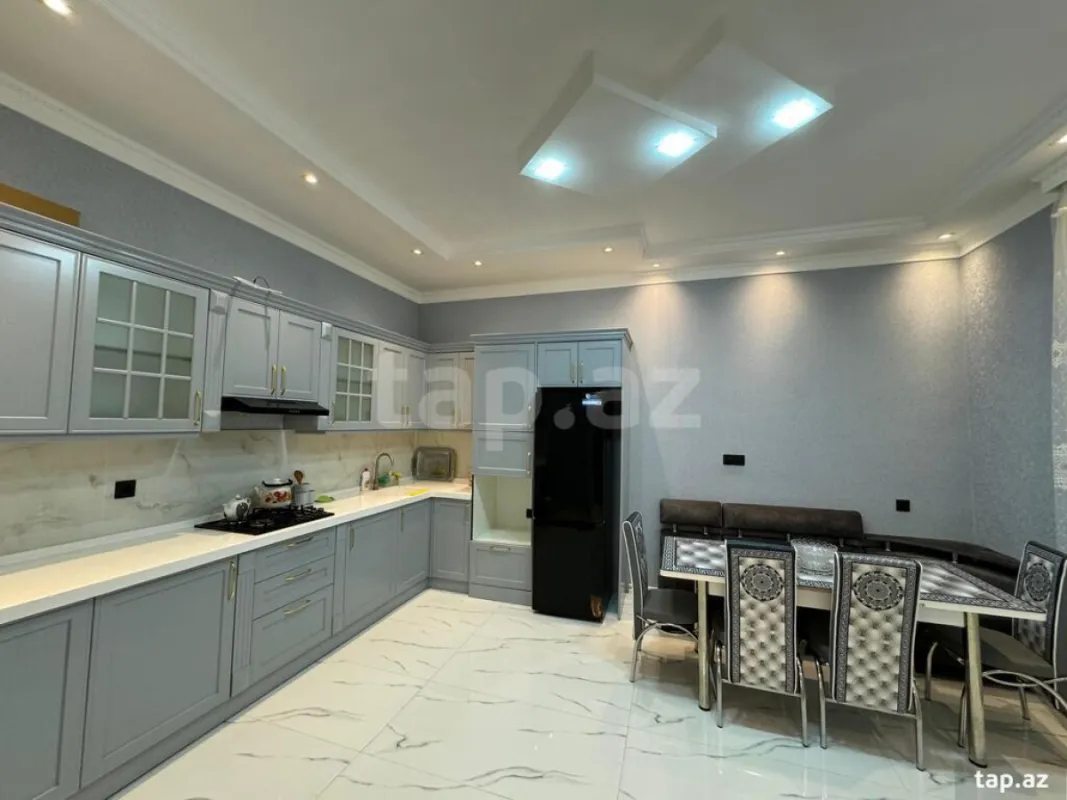 Kirayə verilir 4 otaqlı həyət evi