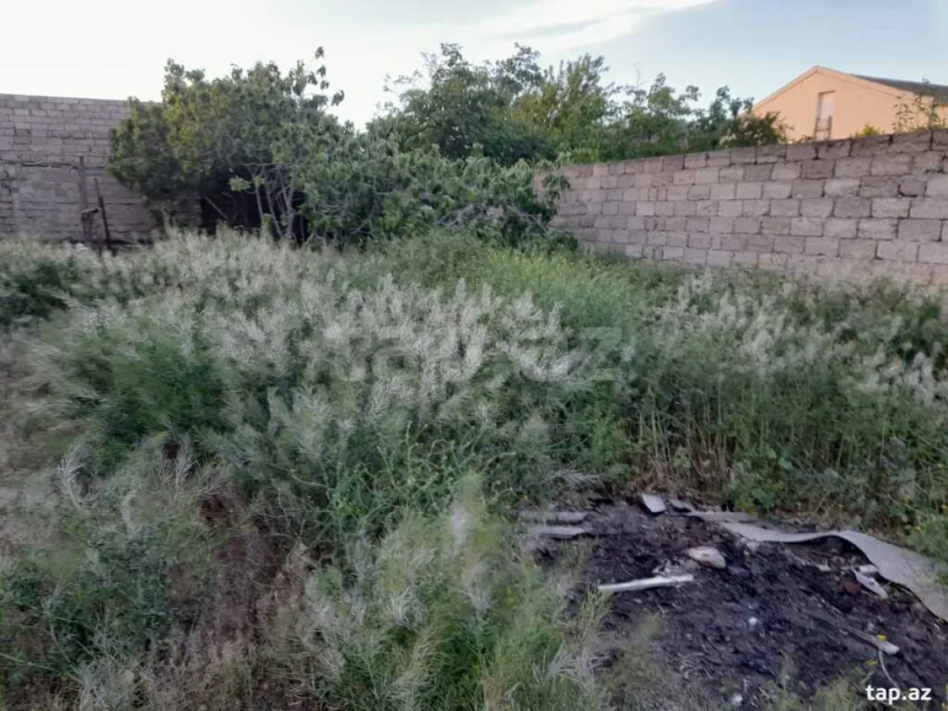 Satılır 7 otaqlı həyət evi 450 m²