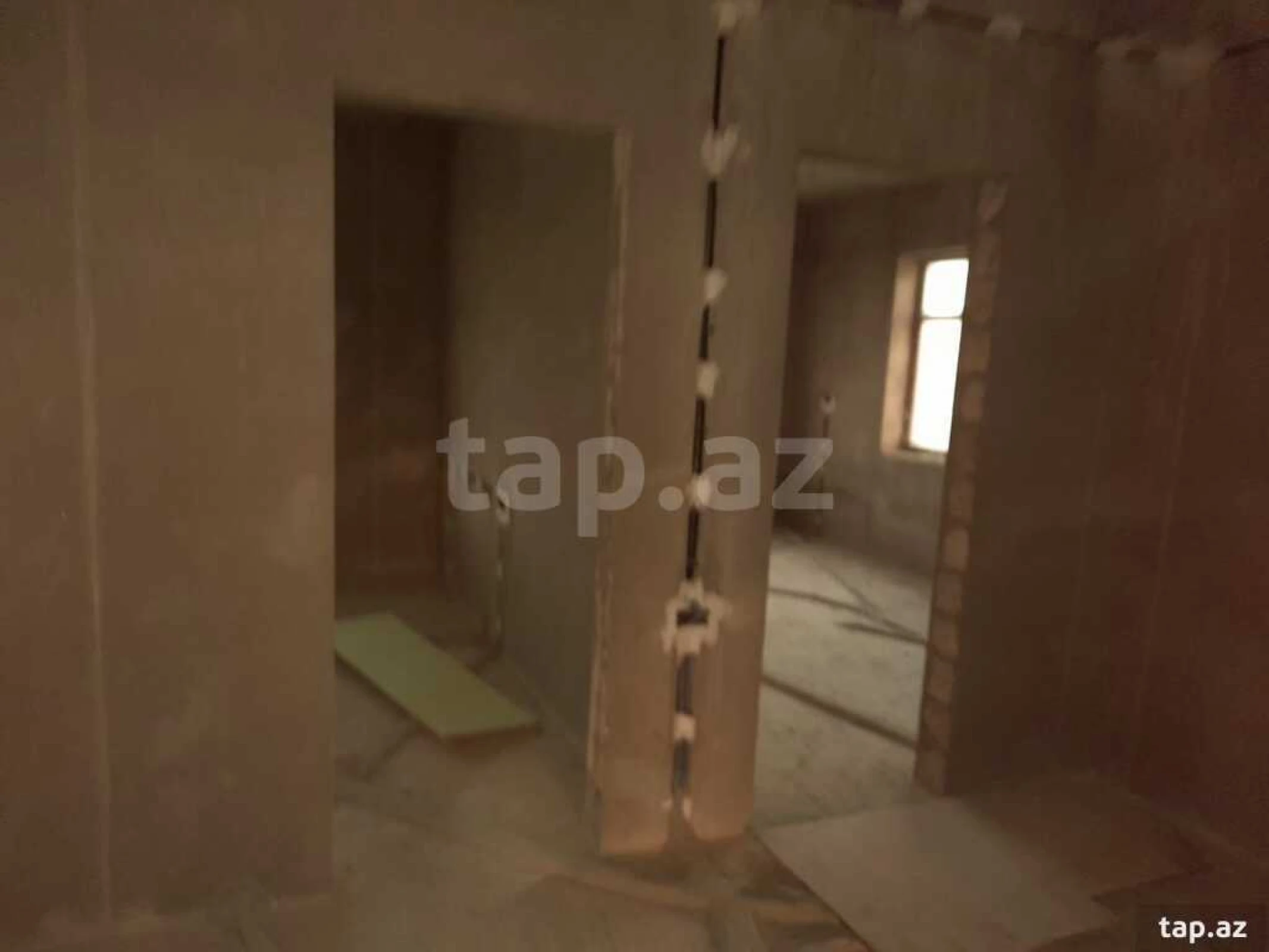 Satılır 7 otaqlı həyət evi 450 m²