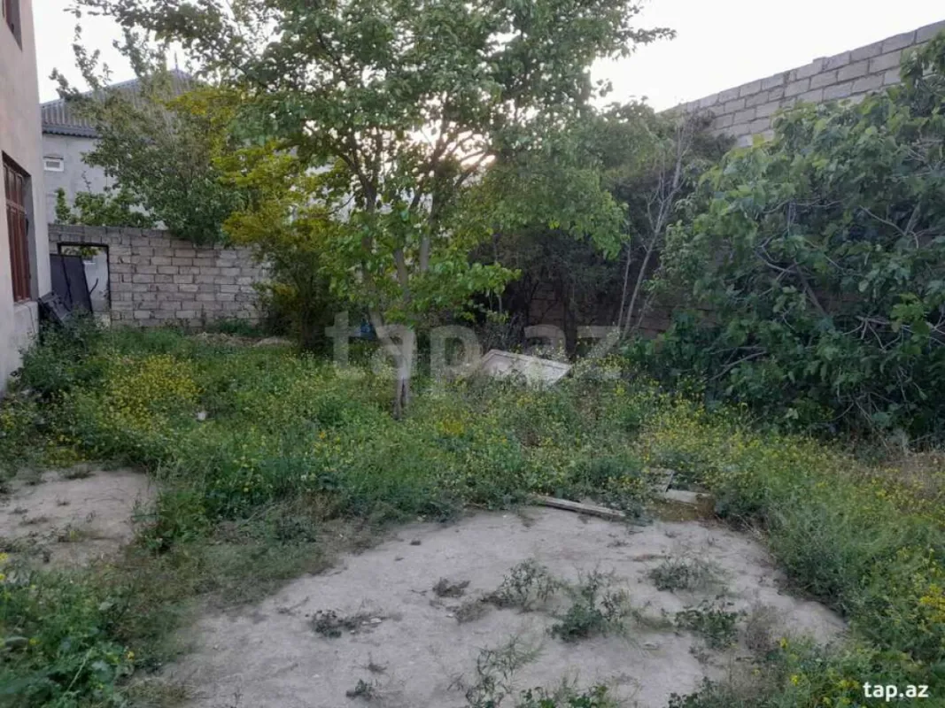 Satılır 7 otaqlı həyət evi 450 m²