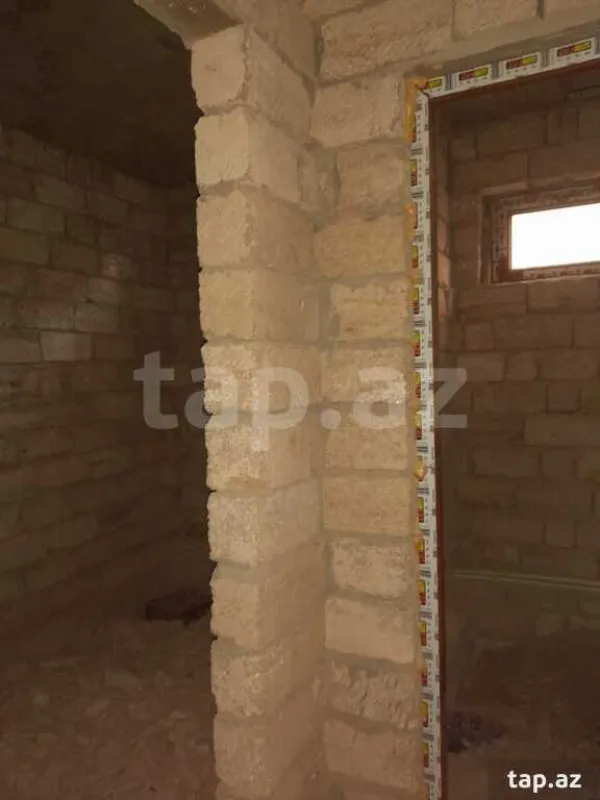 Satılır 7 otaqlı həyət evi 450 m²