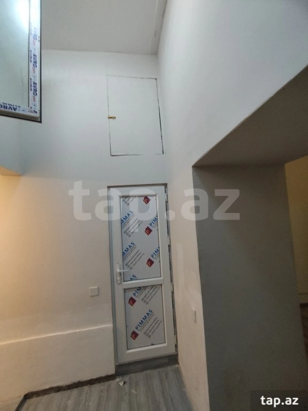 Satılır 2 otaqlı mənzil 42 m²