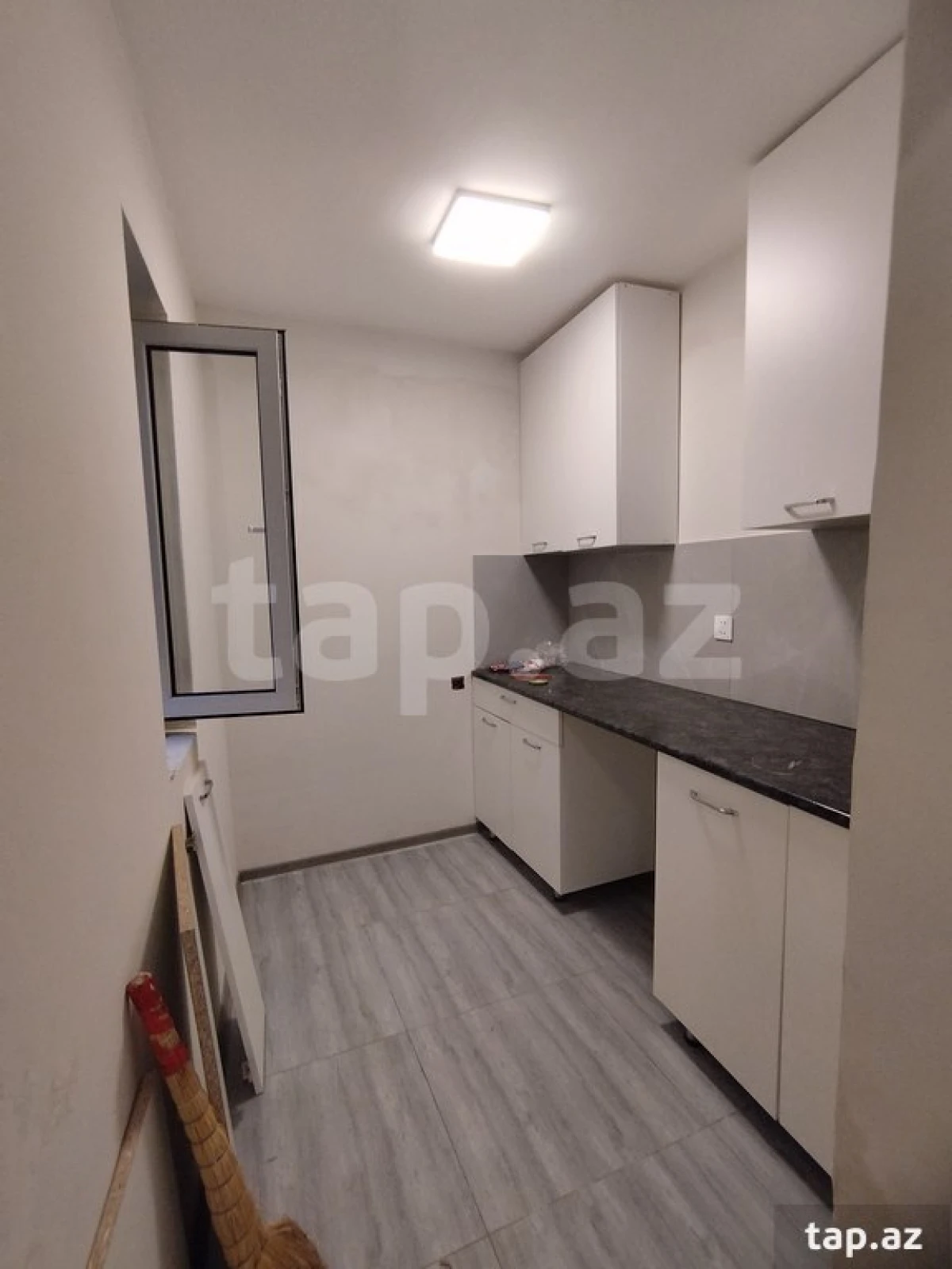Satılır 2 otaqlı mənzil 42 m²