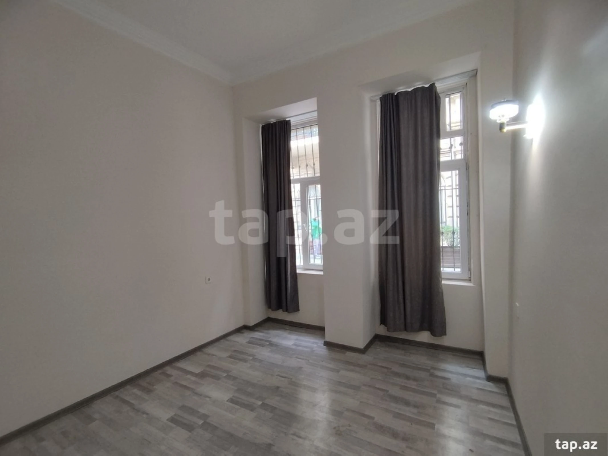 Satılır 2 otaqlı mənzil 42 m²