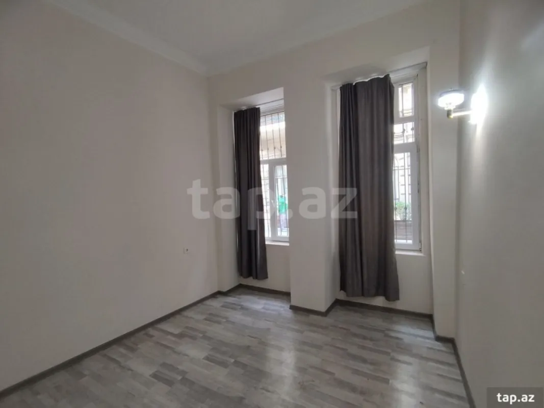 Satılır 2 otaqlı mənzil 42 m²