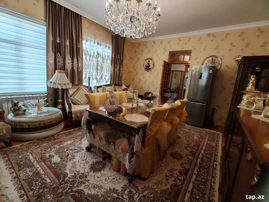 Satılır 7 otaqlı həyət evi