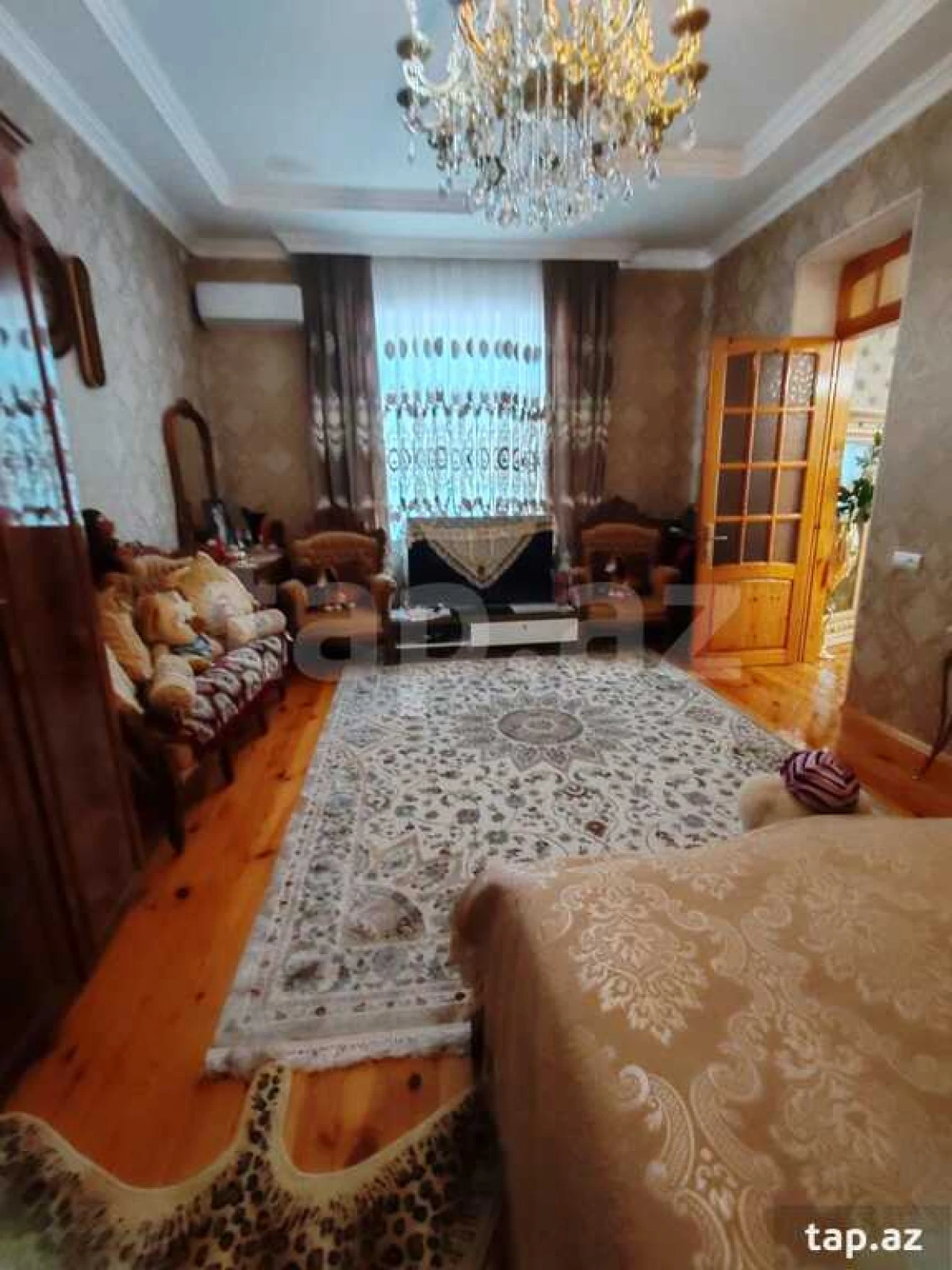 Satılır 7 otaqlı həyət evi