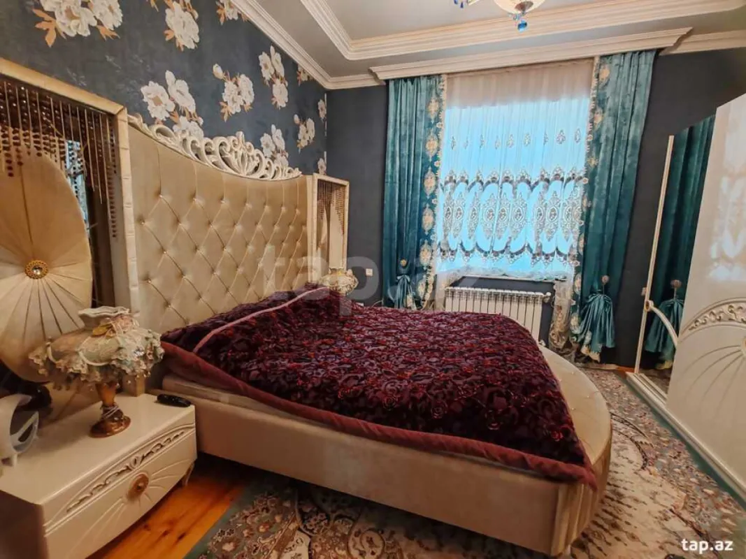 Satılır 7 otaqlı həyət evi