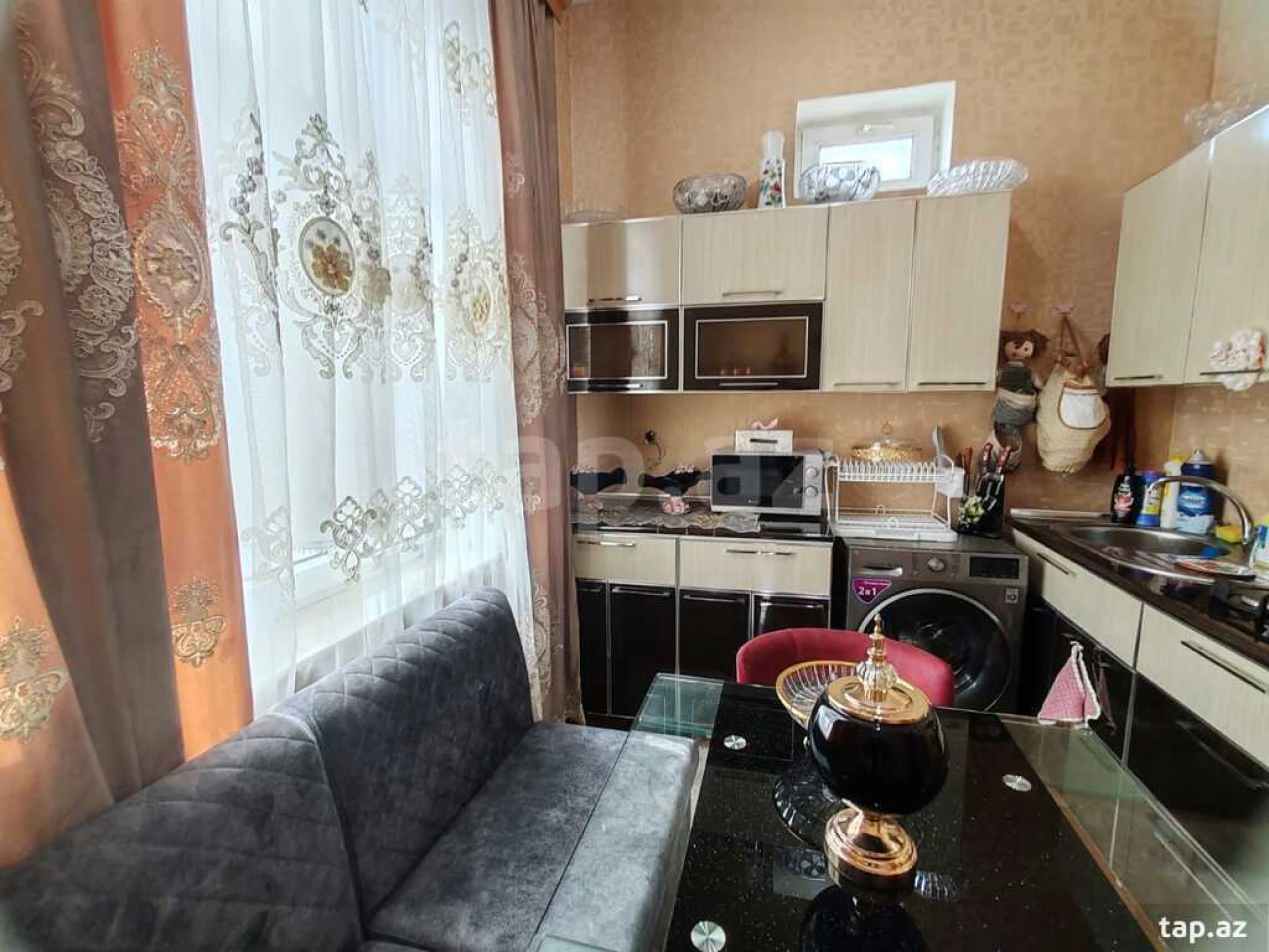 Satılır 7 otaqlı həyət evi