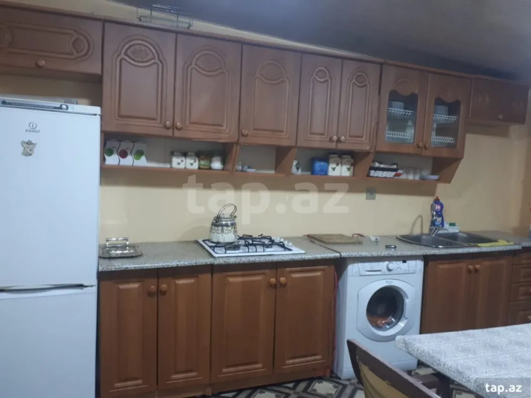 Kirayə verilir 2 otaqlı həyət evi