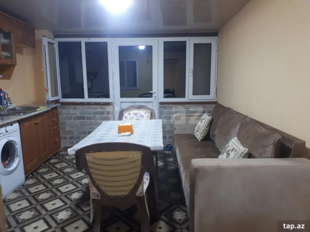 Kirayə verilir 2 otaqlı həyət evi