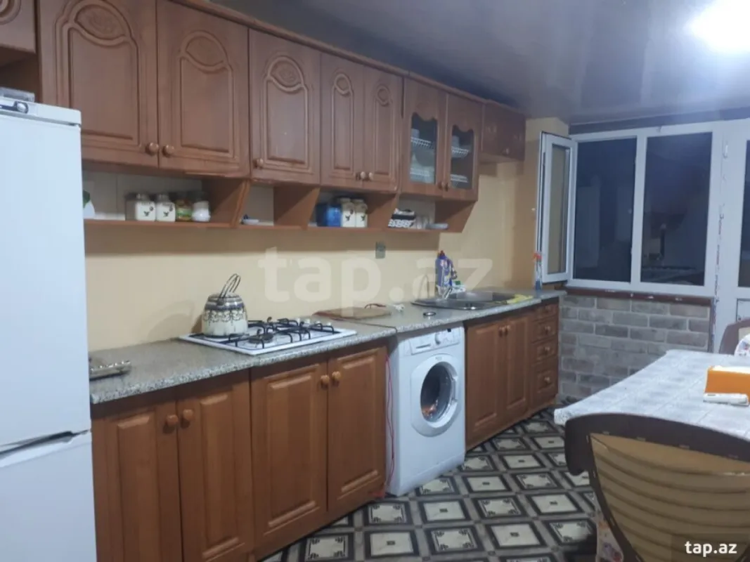 Kirayə verilir 2 otaqlı həyət evi