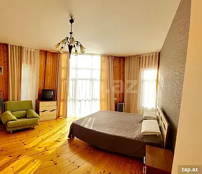 Kirayə verilir 7 otaqlı həyət evi