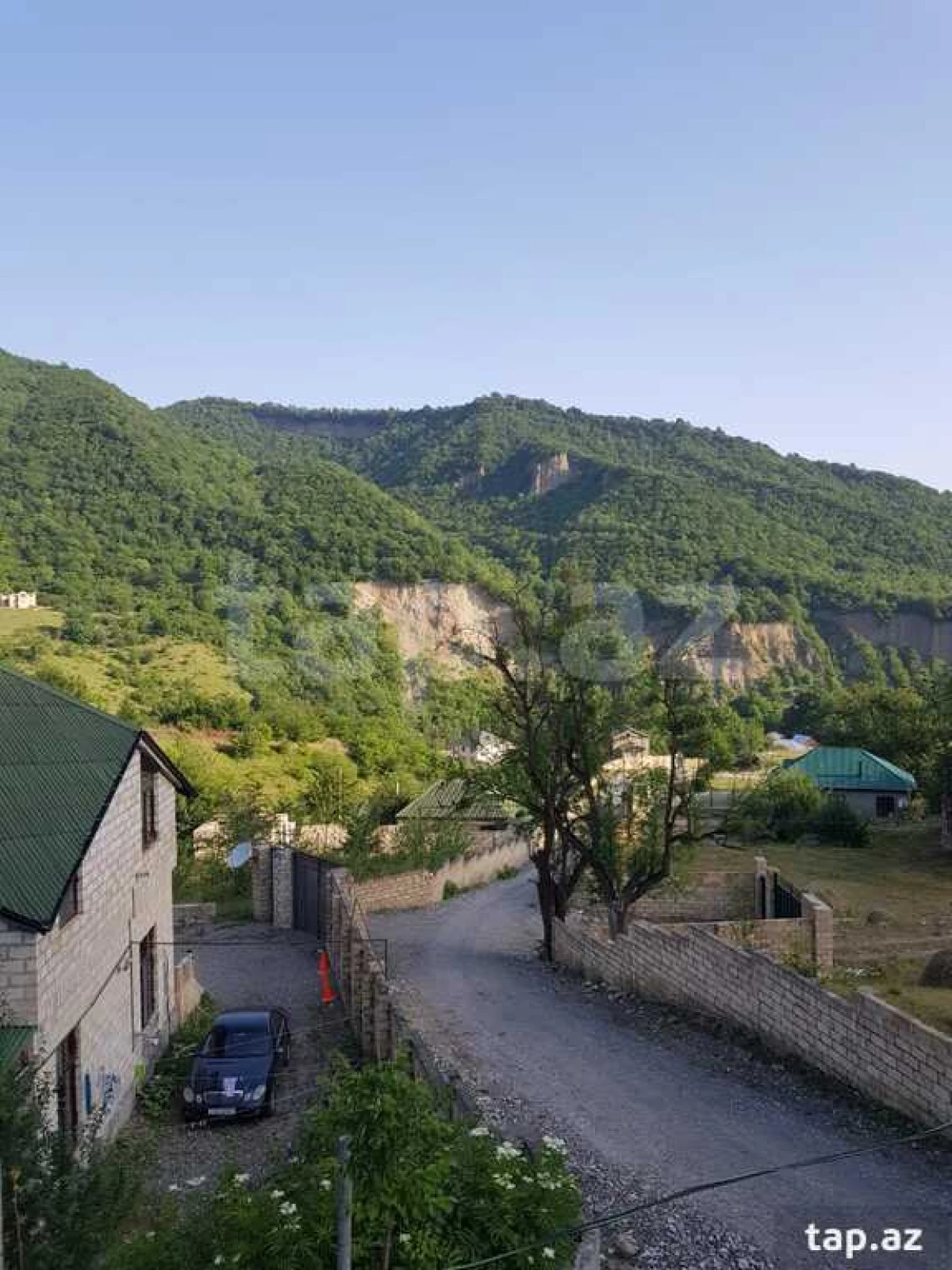 Kirayə verilir 3 otaqlı həyət evi