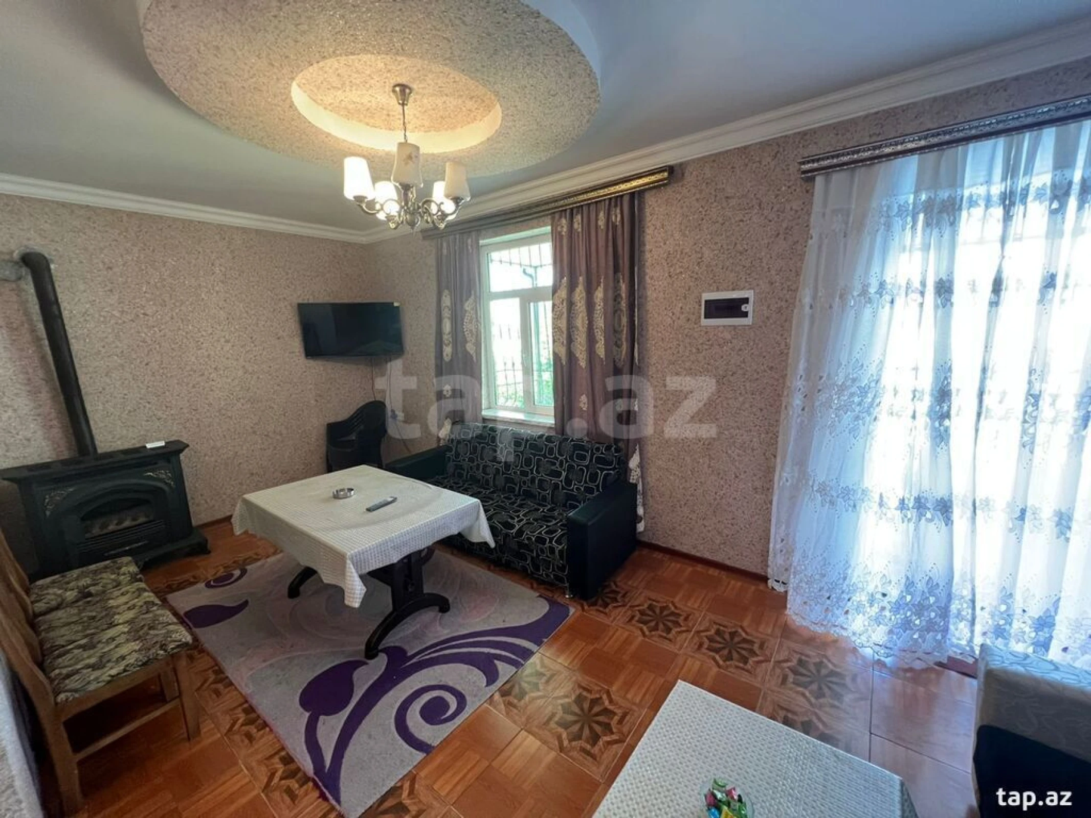 Kirayə verilir 3 otaqlı həyət evi