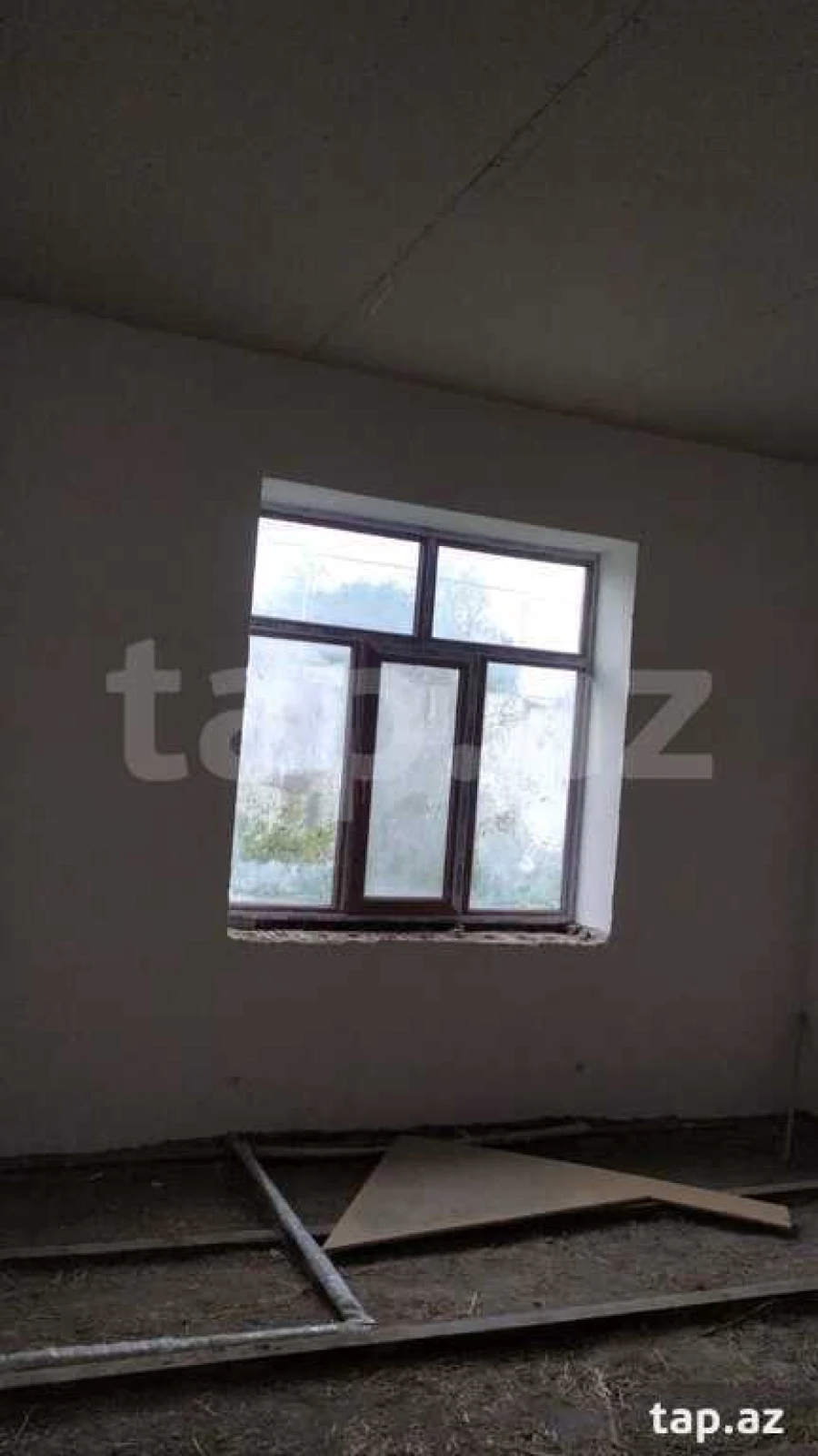 Satılır 6 otaqlı həyət evi