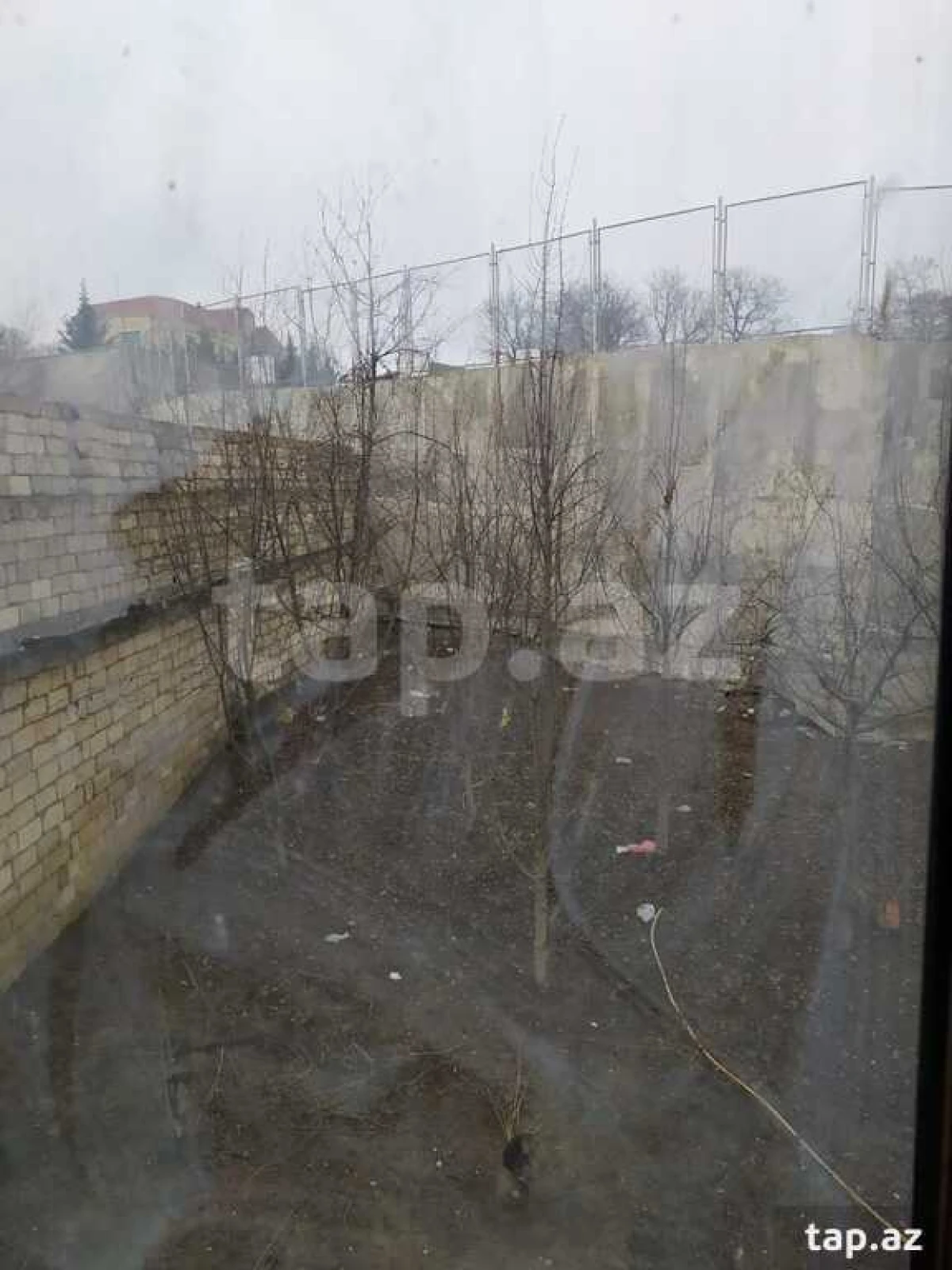 Satılır 6 otaqlı həyət evi