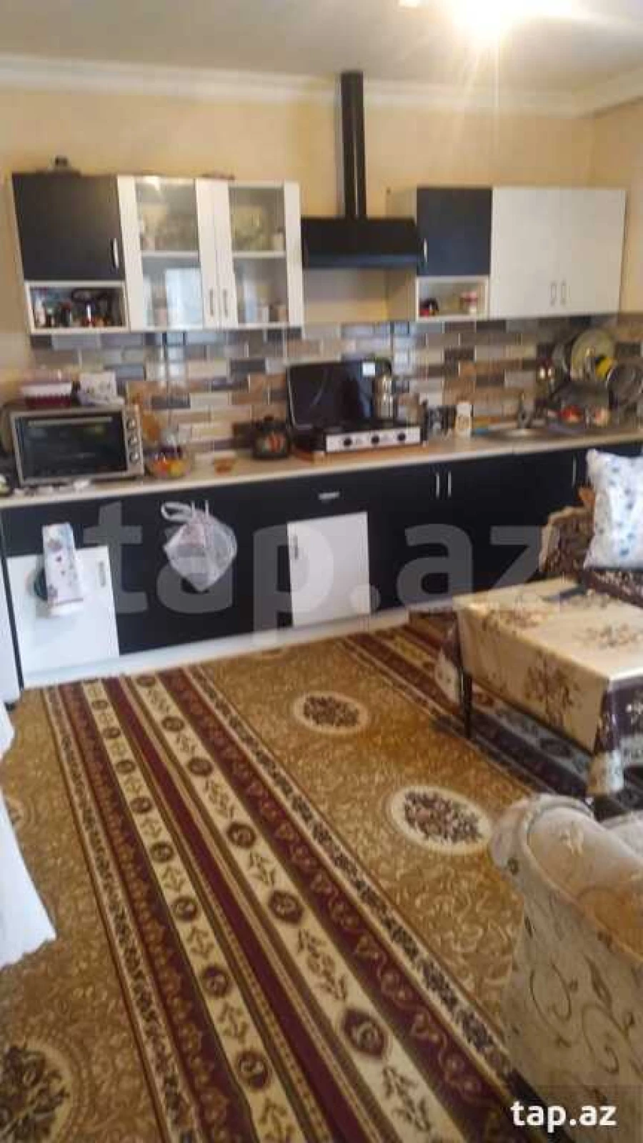 Satılır 6 otaqlı həyət evi