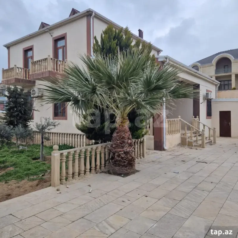 Satılır 5 otaqlı həyət evi 153 m²