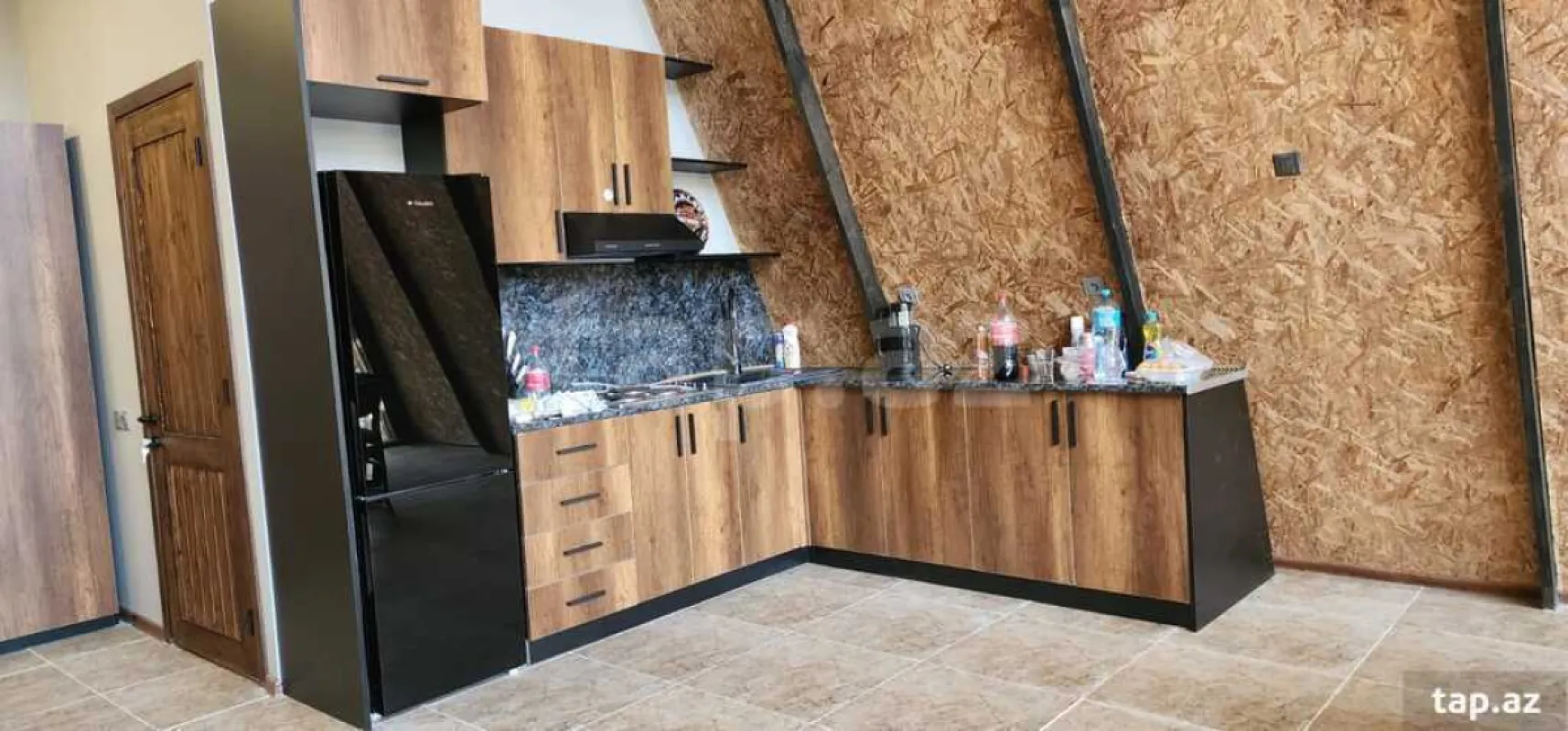 Kirayə verilir 3 otaqlı həyət evi