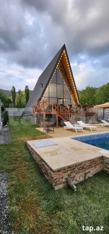 Kirayə verilir 3 otaqlı həyət evi