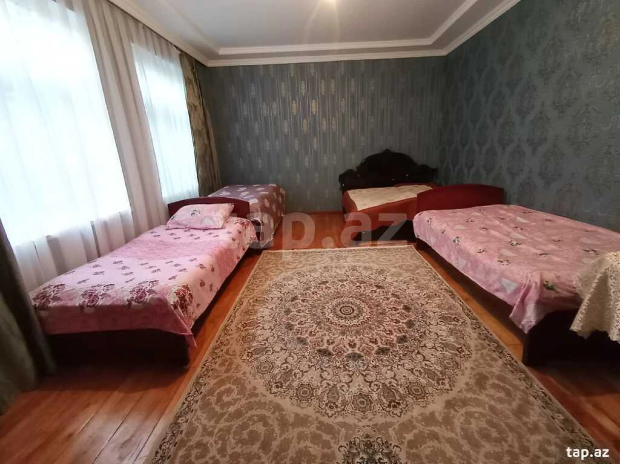 Kirayə verilir 5 otaqlı həyət evi