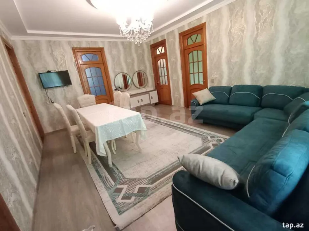 Kirayə verilir 5 otaqlı həyət evi